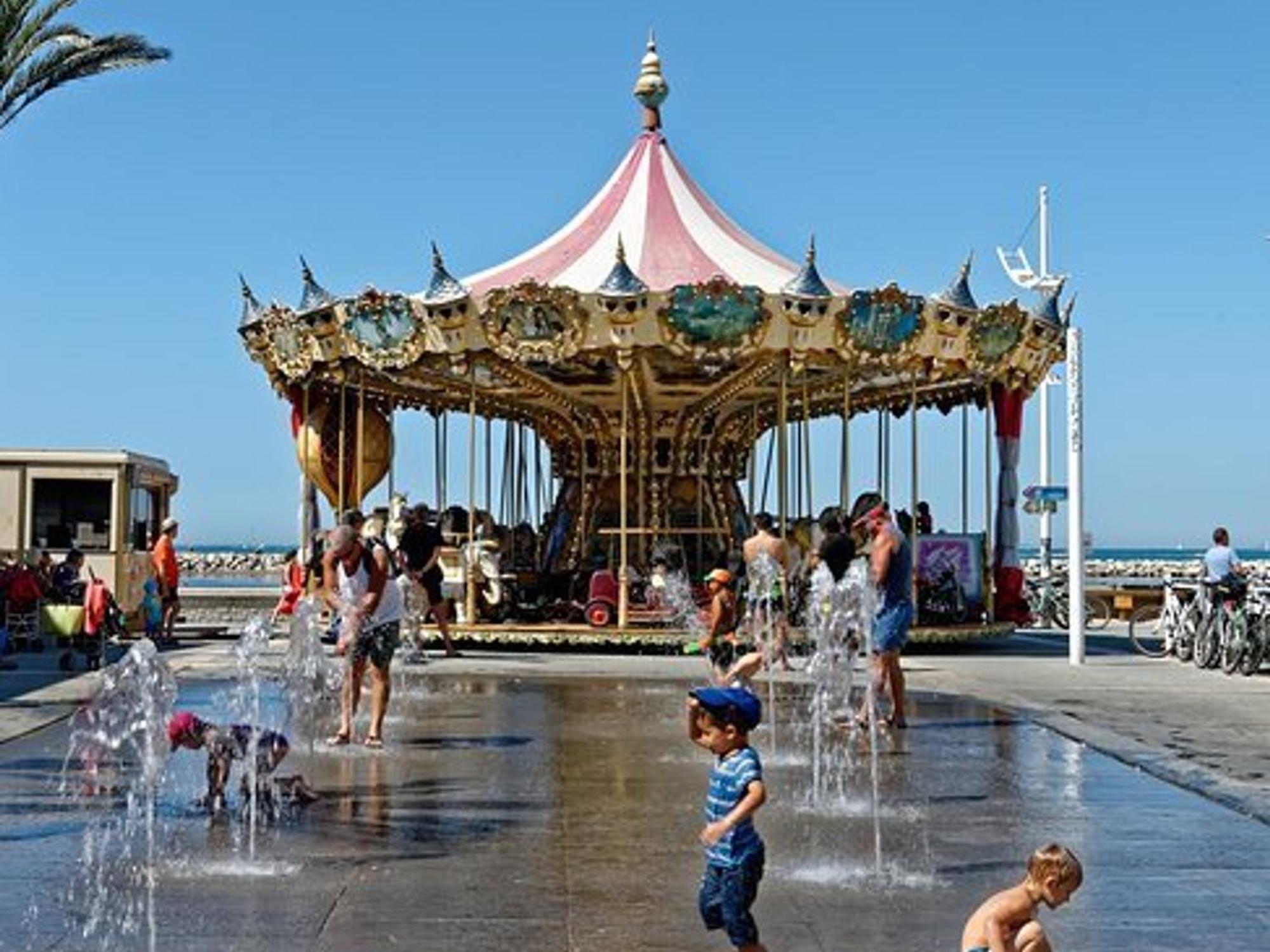 Studio Climatise Double Cabine Avec Piscine Et Parking A 650M De La Plage - Fr-1-307-140 Le Grau-du-Roi Eksteriør bilde